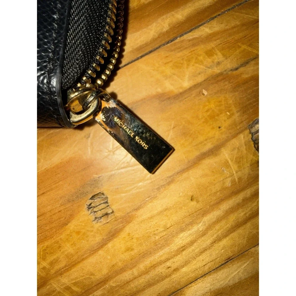 Michael Kors Women's Black Zip-Around Wallet with Zipper, Logo, Credit Card